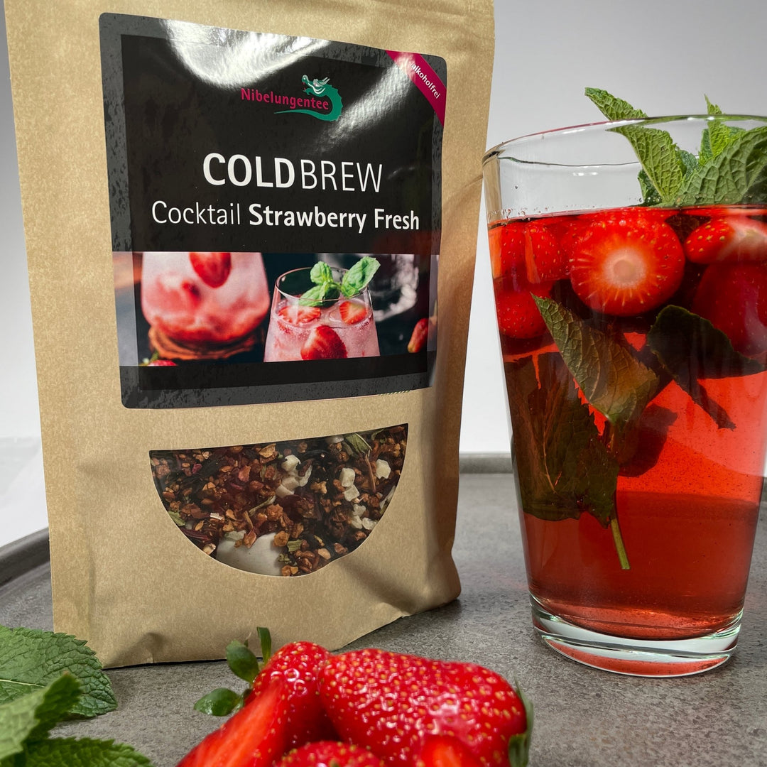 Cold Brew Cocktail Strawberry Fresh